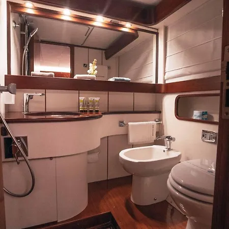 M/y Mambu Castellammare di Stabia